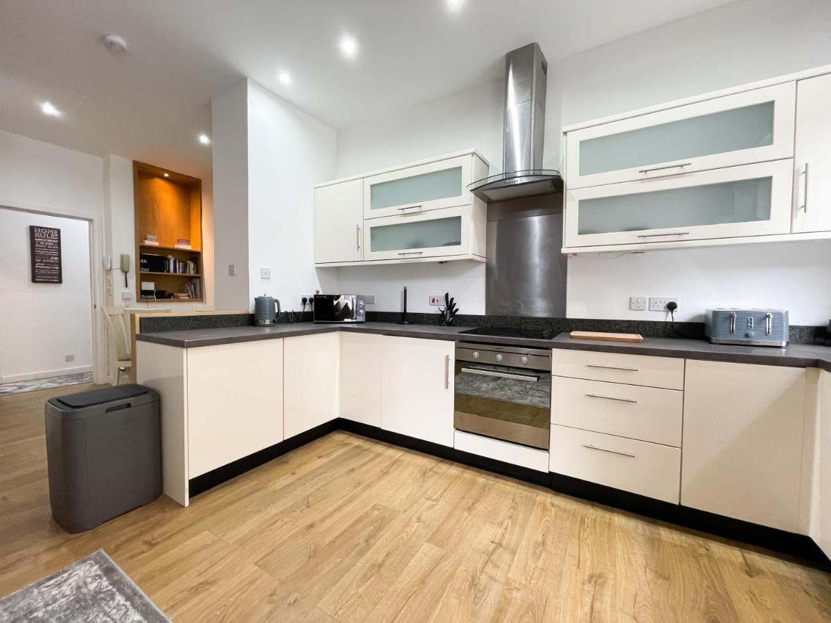 Exquisite 2Br Flat Near Central Train Station Glasgow Exterior foto